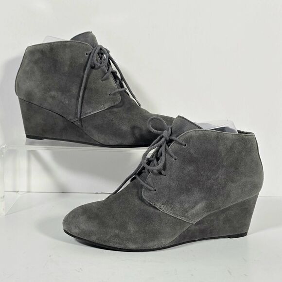 Vionic Becca Suede Ankle Bootie Women's Size 8 Gray Lace Up Wedge - Picture 1 of 12